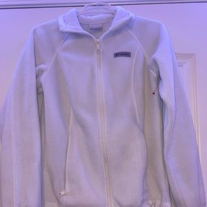 Size small in women’s Columbia jacket